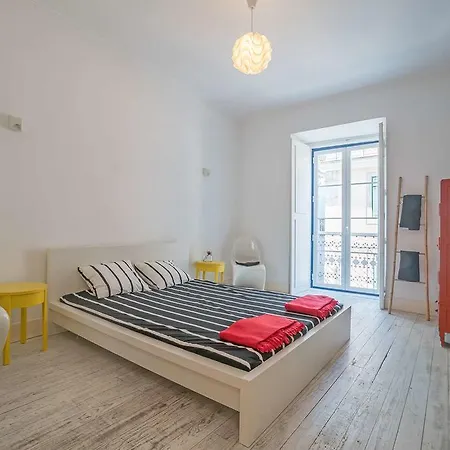 Esperanca Pateo * Lisbon